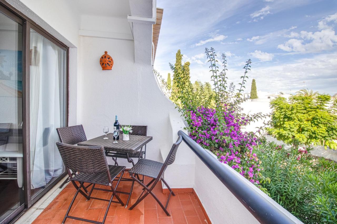 Seaside Retreat With Pool, Ac, And Fast Wi-Fi Apartment Albufeira Exterior photo