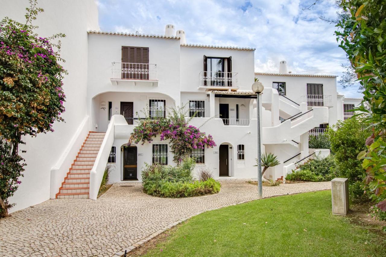 Seaside Retreat With Pool, Ac, And Fast Wi-Fi Apartment Albufeira Exterior photo
