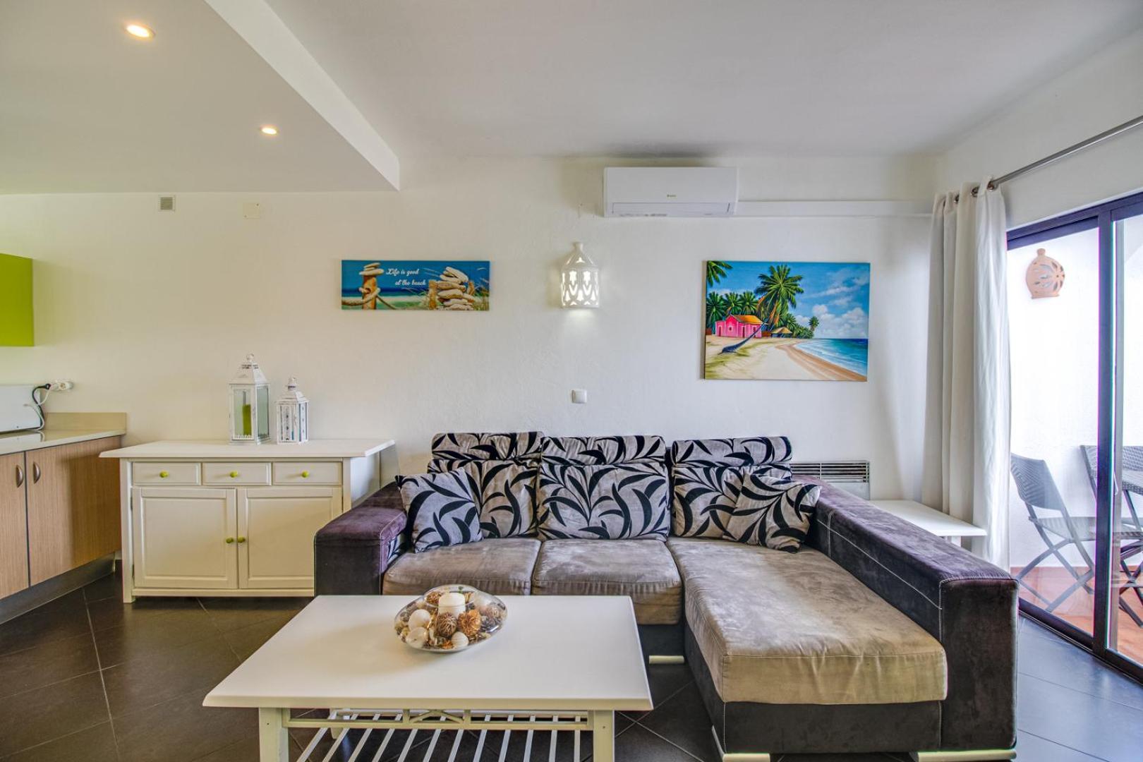 Seaside Retreat With Pool, Ac, And Fast Wi-Fi Apartment Albufeira Exterior photo